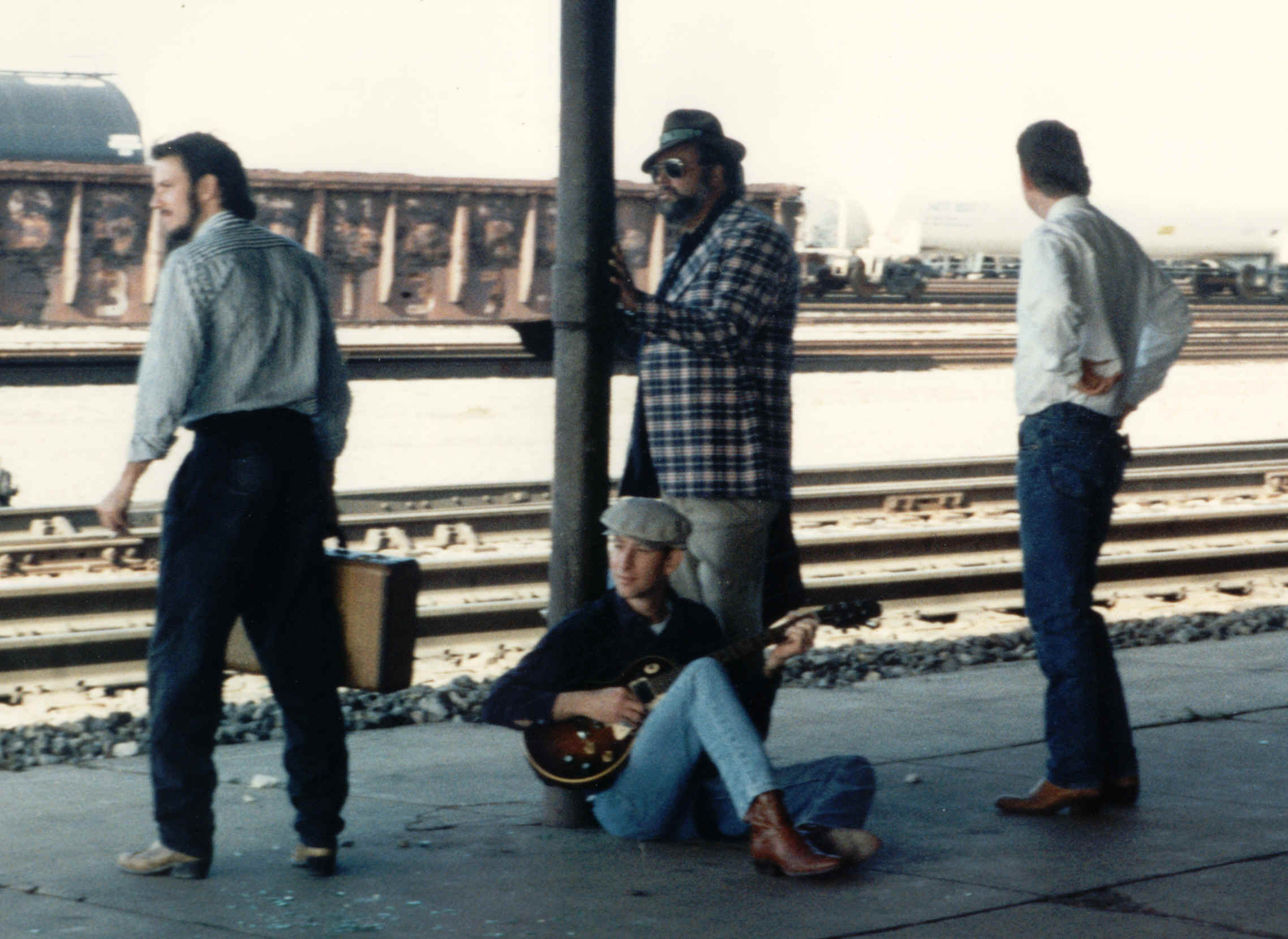 trainstation.bmp (21667338 bytes)